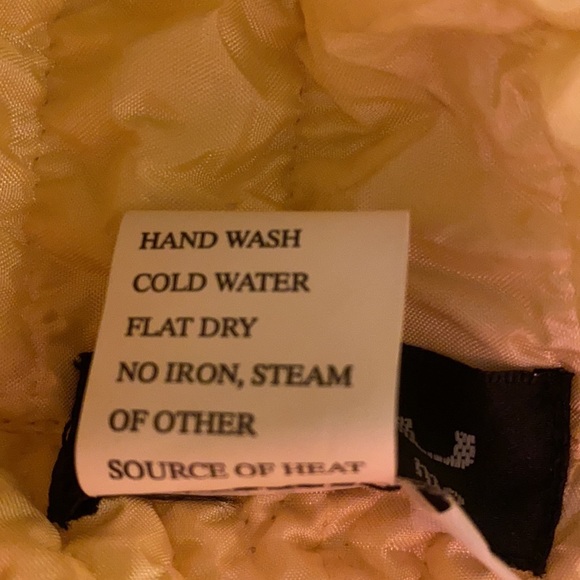 EUC u b u yellow textured jacket. - Picture 6 of 7